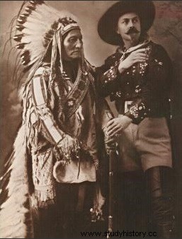 Buffalo Bill, héroe del Salvaje Oeste que se hizo amigo de los indios 