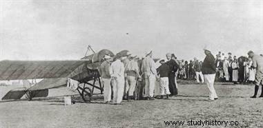 Roland Garros, aviador 