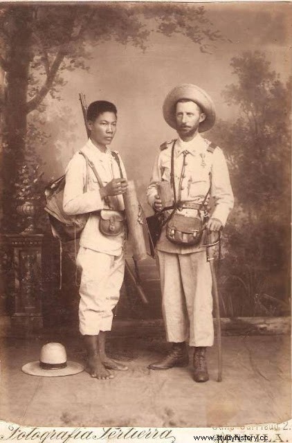 루이스 산스 후엘린(1876-1897) 