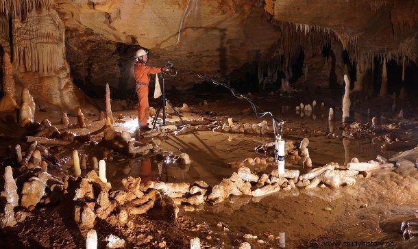 Neandertales, ¿los primeros constructores? 