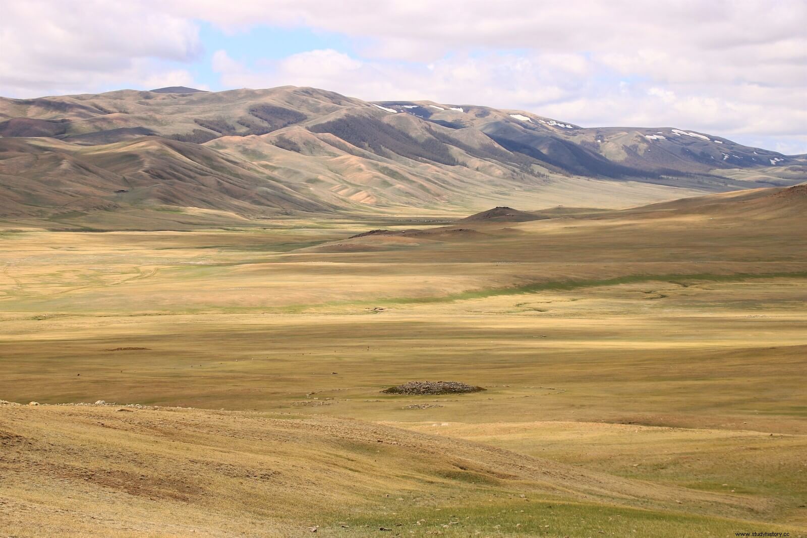 Arqueología del pastoreo nómada en Mongolia 