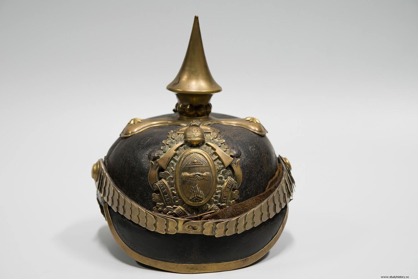 Del Pickelhaube al Stahlhelm. El casco de acero en la Primera Guerra Mundial 