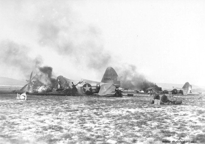 Bodenplatte 작업. 독일 전투기의 황혼 