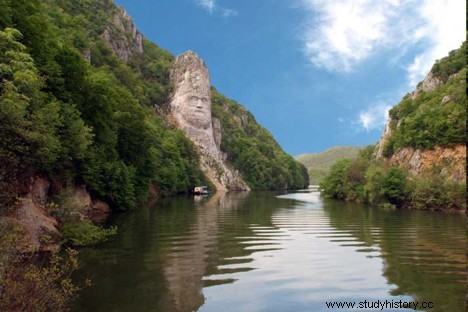 Decebalus, el zorro dacio. 