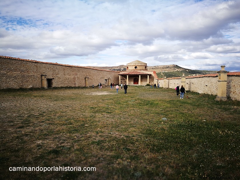 Cantavieja en imágenes, ciudad refugio de templarios y carlistas. 