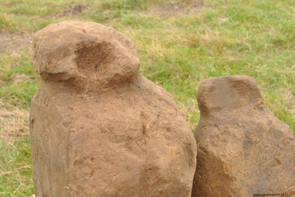 9 pequeñas esculturas de la Edad del Bronce encontradas en Orkney 