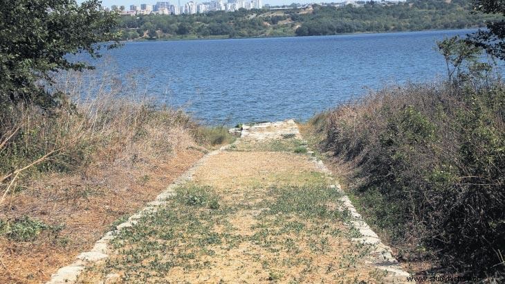 Arqueólogos encuentran restos del barrio vikingo de Constantinopla 