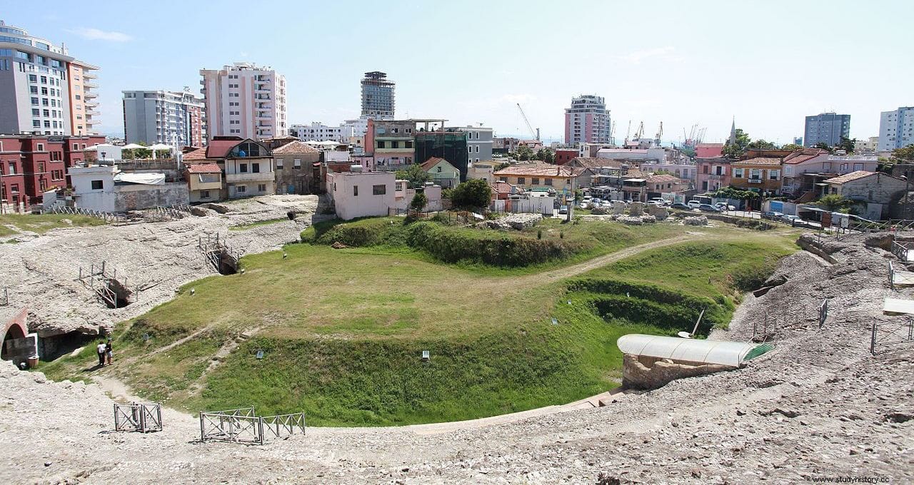 El anfiteatro romano de Durrës en Albania, el más grande de los Balcanes 