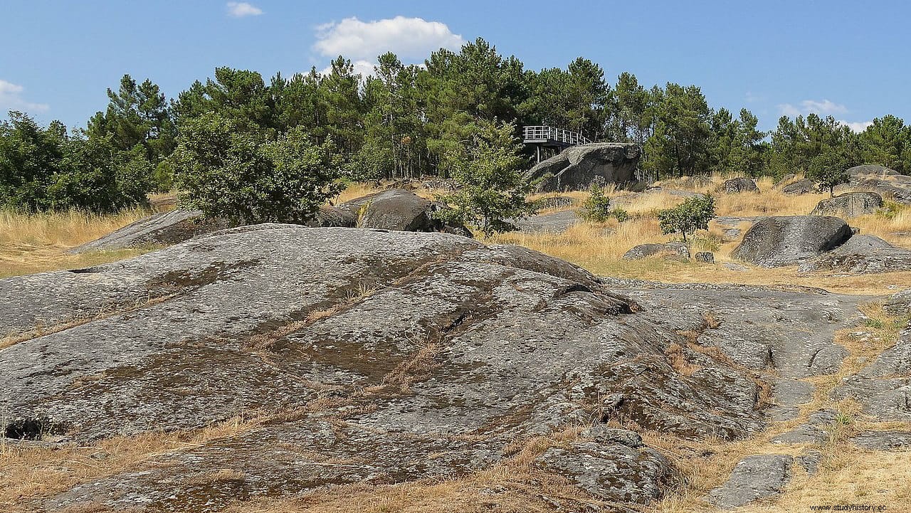 El santuario romano de Panóias en Portugal, dedicado a Serapis y a los dioses del Hades, es único en el mundo 