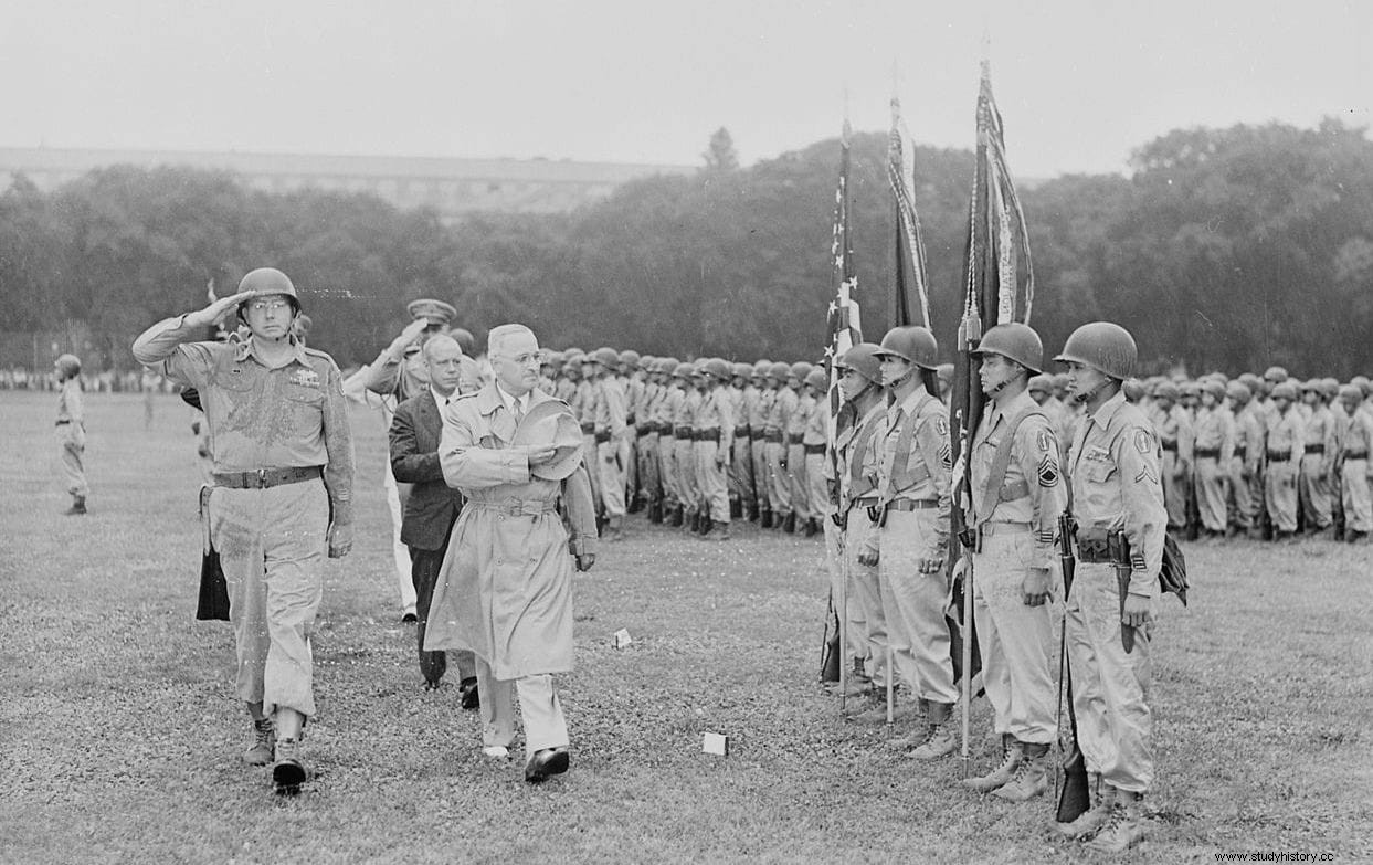 米国史上最も勲章を授与された連隊は日本出身の兵士で構成されていた 