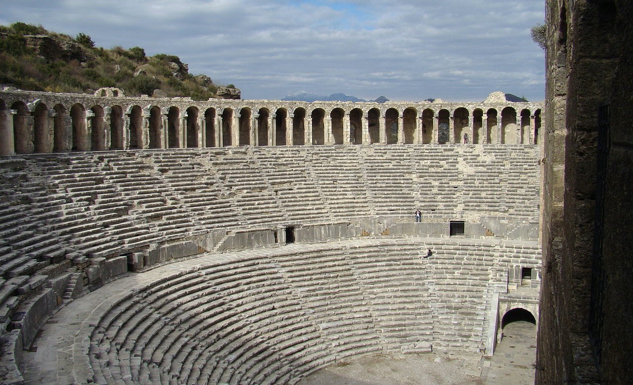 Aspendos, el teatro romano mejor conservado del mundo 