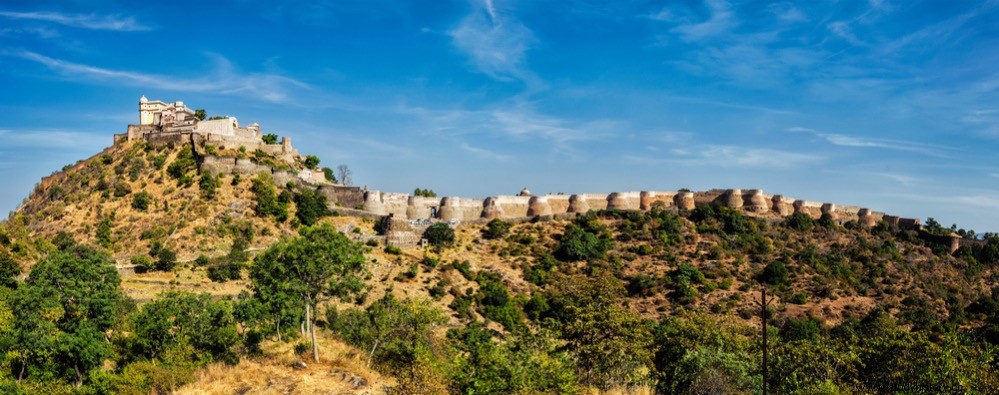 El fuerte medieval de Kumbhalgarh en la India, la segunda muralla más grande del mundo 