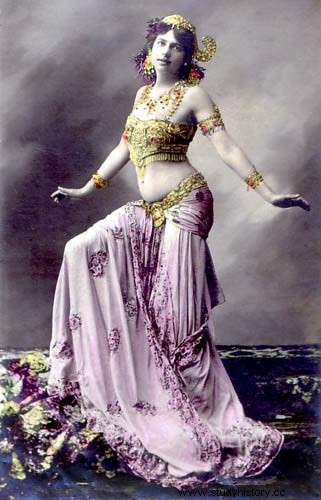 Mata Hari, bailarina y doble espía 