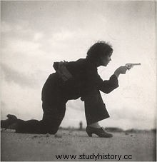 그림자 사진 기자 게르다 타로(Gerda Taro) 