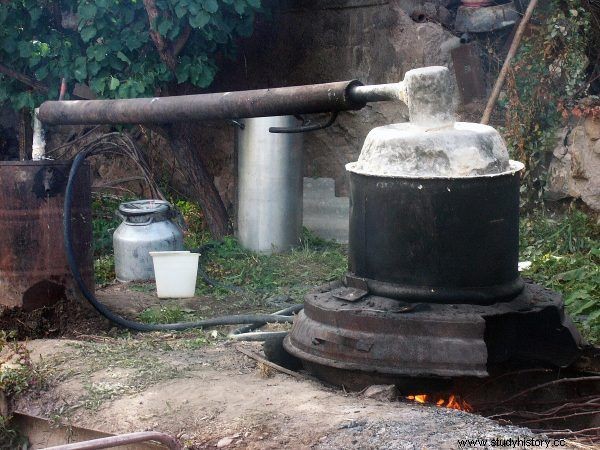 Невысказанная тайна развала СССР. Неужели во всем виновата чума пьянства? 