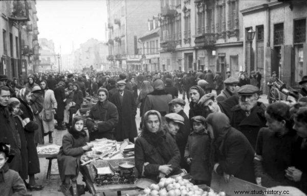 Приговорен к смерти. Почему так много детей рождалось в гетто? 