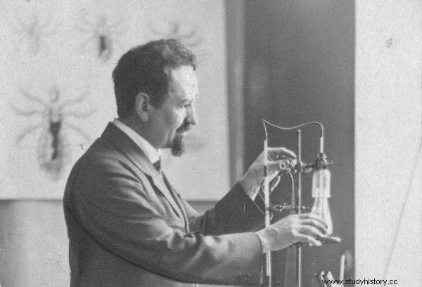 Rudolf Weigl estuvo a un paso de recibir dos veces el Premio Nobel. ¿Por qué no lo consiguió al final? 