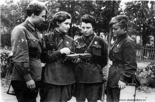 Brujas de la noche. Los aviadores soviéticos aterrorizaron a los nazis. 