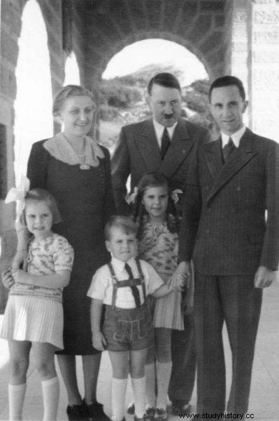 Joseph y Magda Goebbels:matrimonio (no) perfecto y familia (no muy) perfecta 