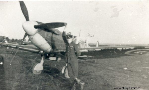 ¿Avión de la Cruz Roja? ¡Echar abajo! ¿Por qué los aliados asesinaban a camilleros indefensos? 