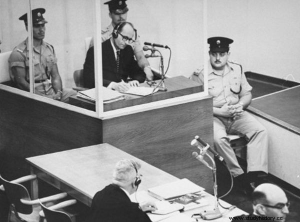 El Holocausto a través de los ojos de Adolf Eichmann. ¿A QUIÉN SE CONSIDERA el responsable de la muerte de millones de judíos? 