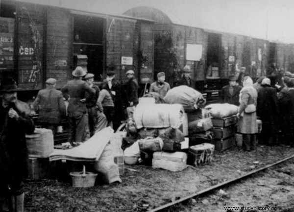 El asalto rojo. ¿Cómo fueron los primeros días bajo la ocupación soviética? 