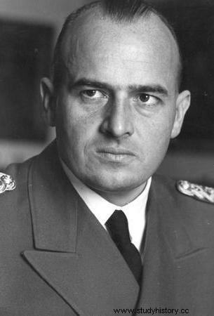 ¡Un segundo demasiado tarde! El ataque del Ejército Nacional a la vida de Hans Frank 