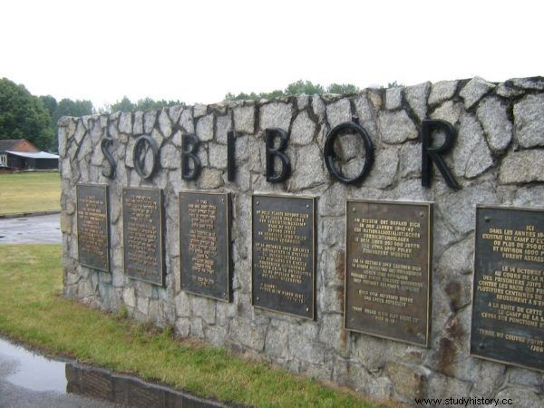 В Собиборе погибло гораздо меньше евреев, чем считалось ранее. 