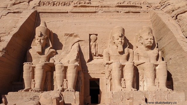 Cinco templos antiguos en Egipto 