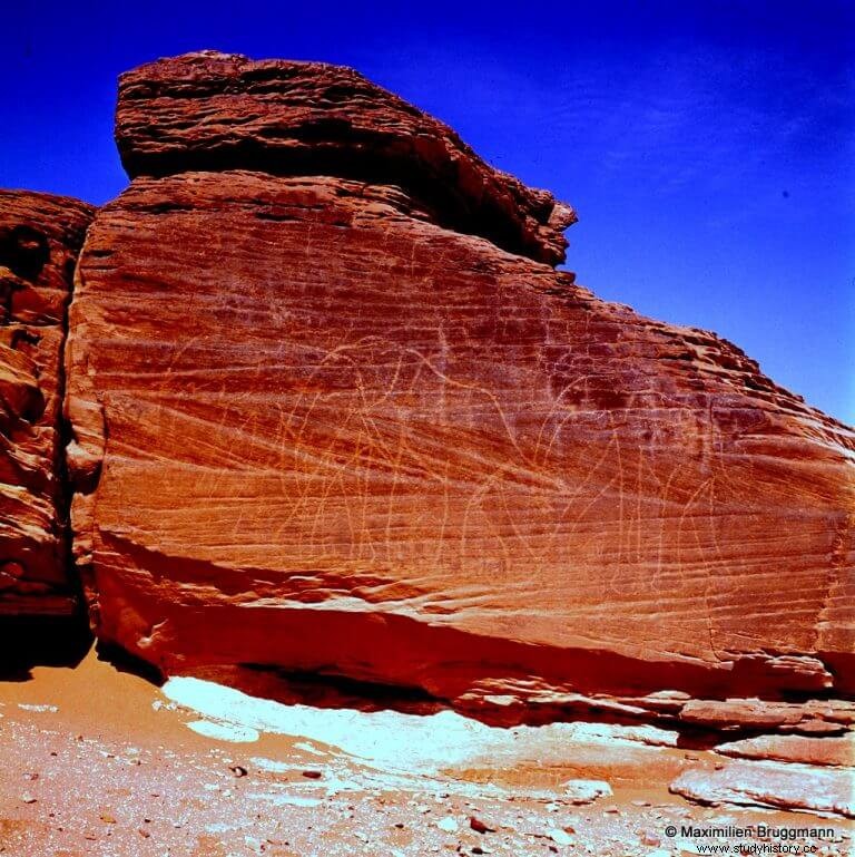 Historia antigua:Ruinas de la ciudad de Djado, una maravilla escondida del Sahara 