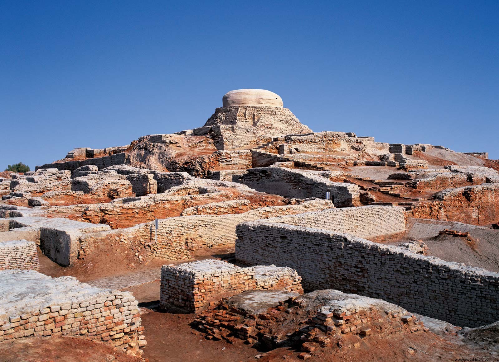 古代の歴史:インダス渓谷のモヘンジョ・ダロを歩く 