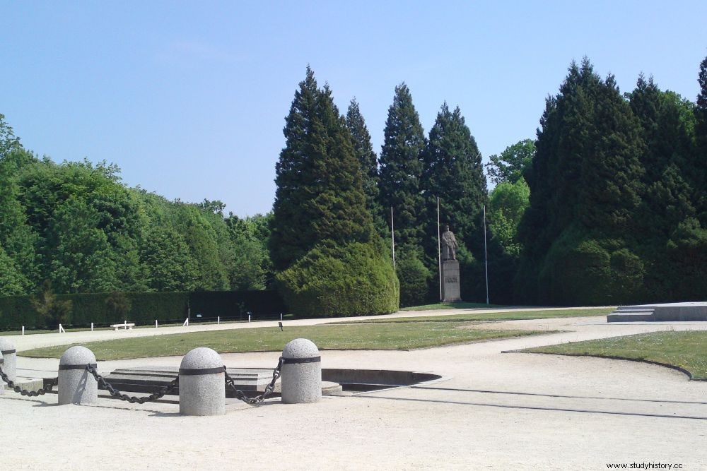 Importantes sitios y monumentos históricos de la guerra mundial que debes visitar 