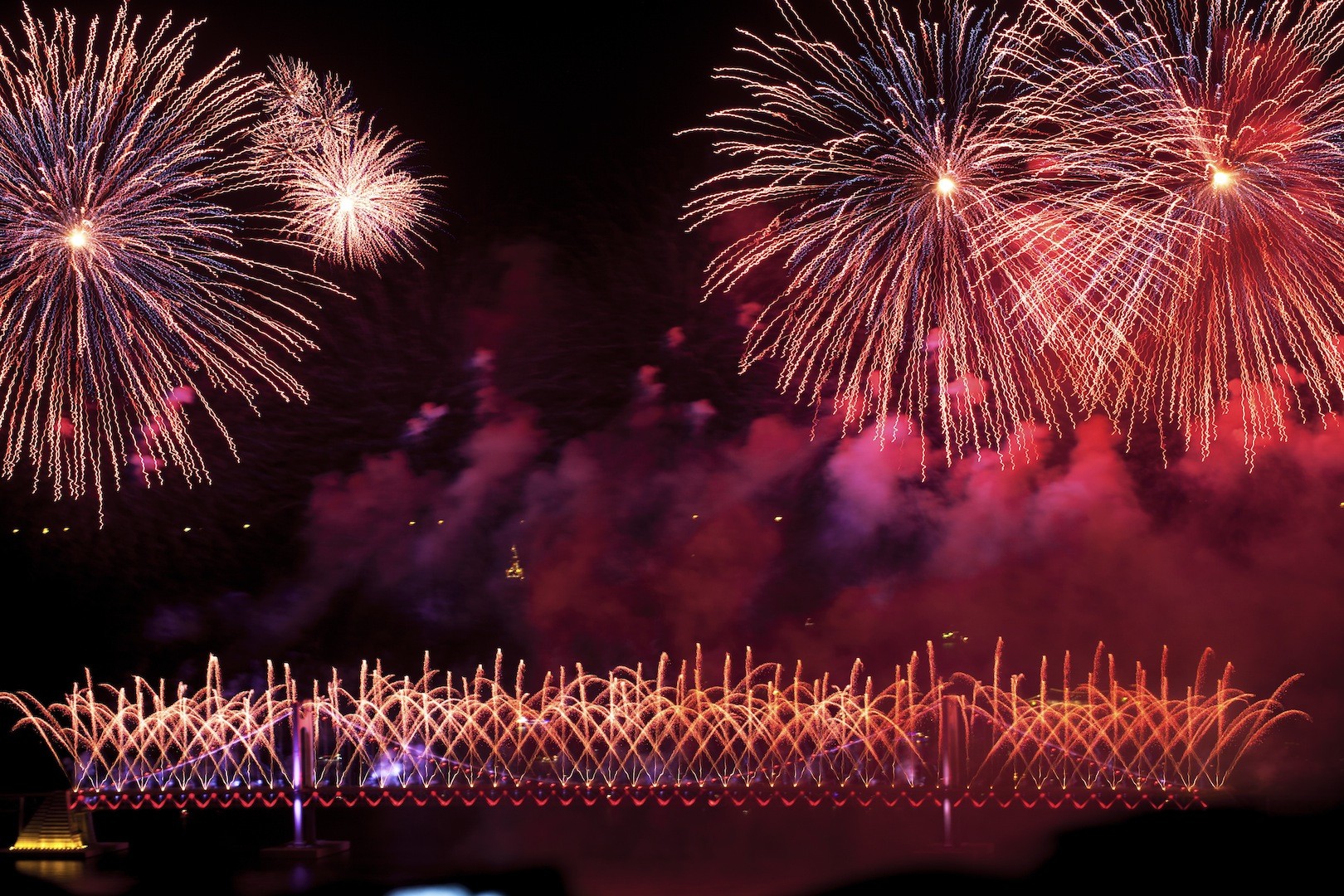 Festivales coloridos en vivo y maravillosos en el mundo. 