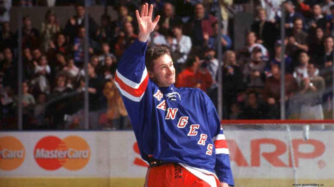 Wayne Gretzky:La historia de la leyenda canadiense del hockey sobre hielo. 