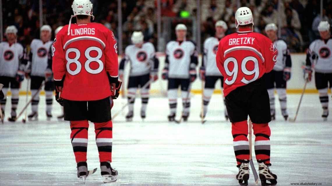 Wayne Gretzky:La historia de la leyenda canadiense del hockey sobre hielo. 