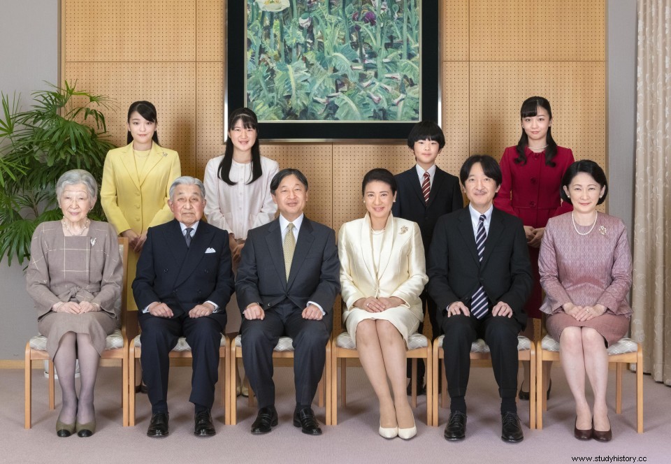 La familia imperial japonesa es la monarquía hereditaria más antigua del mundo 