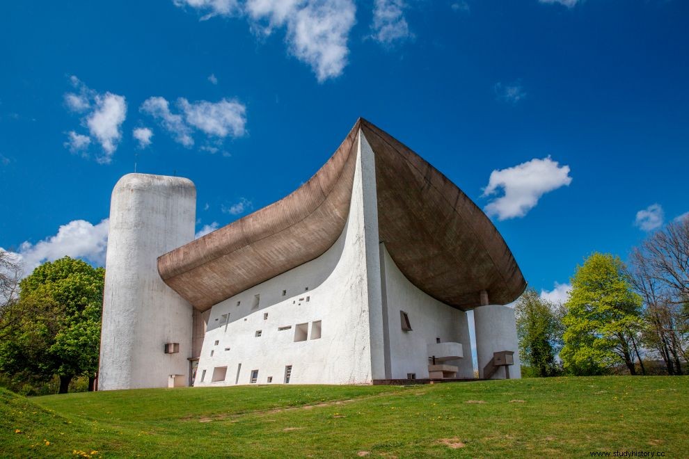 革命的建築家ル・コルビュジエ 