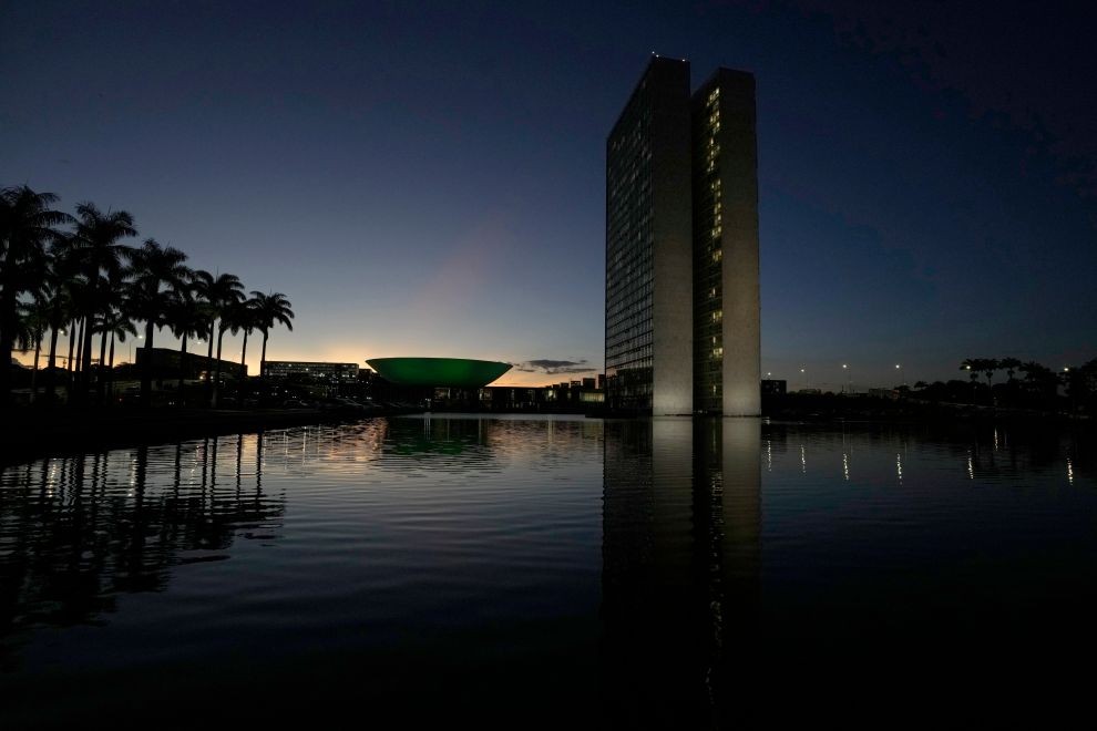 Oskar Niemeyer, un arquitecto visionario. Vivió hasta los 105 años y creó edificios asombrosos. 