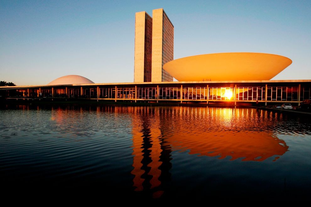 Oskar Niemeyer, un arquitecto visionario. Vivió hasta los 105 años y creó edificios asombrosos. 