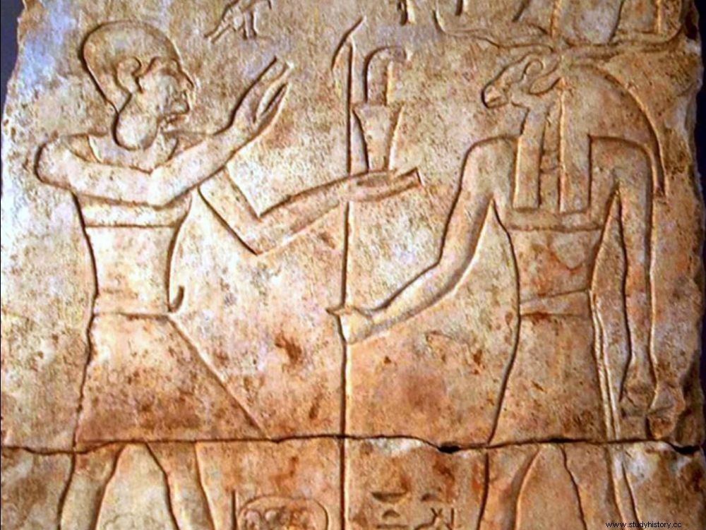 ¿De dónde vinieron los hicsos, gobernantes de la dinastía XV de Egipto y durante mucho tiempo considerados invasores? 