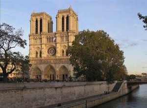 Catedral de Notre Dame de París - Construcción e Historia 