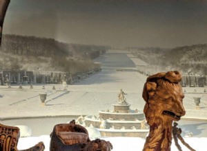 How was the Palace of Versailles heated? 