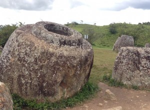 La Llanura de las tinajas megalíticas en Laos, de origen aún desconocido 