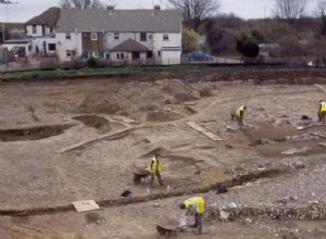 Litargirio y sarcófago revestido de plomo encontrados en un yacimiento romano en el sureste de Inglaterra 