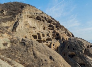 The mysterious caves of Guyaju, the largest complex of rock-cut dwellings in China 