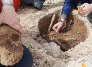 Two new Nuragic giants found in Mont e Prama, Sardinia 