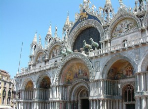 The history of the horses of the Basilica of Saint Mark in Venice, the only remaining bronze chariot from Antiquity 