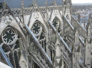 The wrought iron belt that prevented the collapse of the Amiens Cathedral 