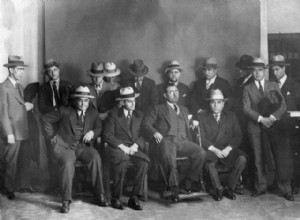 An overview of how the American and Sicilian mafia was organized 