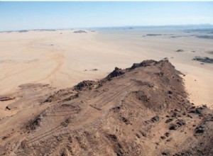 Culto monumental a las enigmáticas estructuras de piedra de Arabia Saudita 